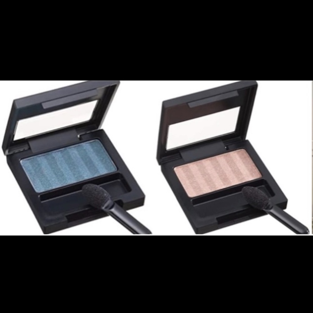 Revlon Luxurious Color Satin Eye Shadow
